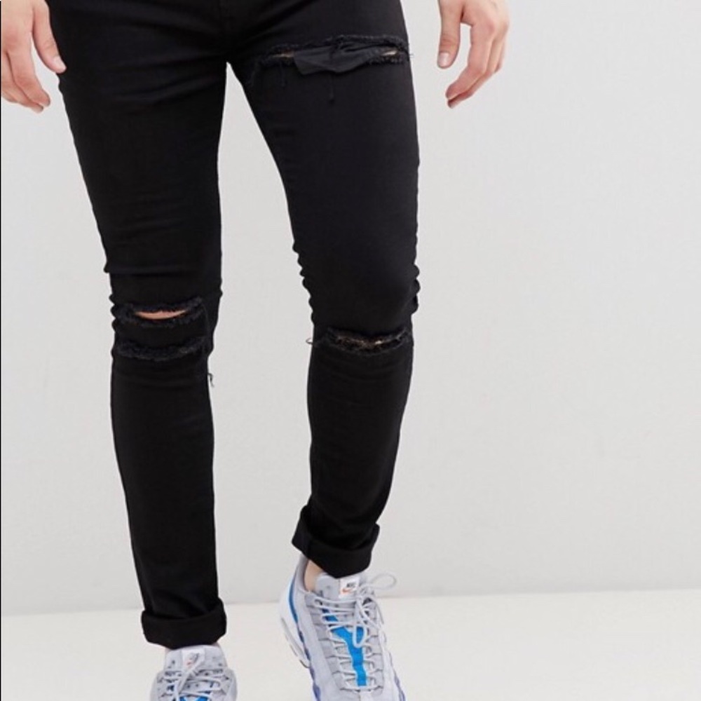 HOST PICK SoulStar skinny stretch rip DEO jeans 🚨